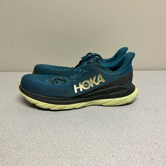 Hoka one one profly Mach 4 size 8.5 - Picture 1 of 8